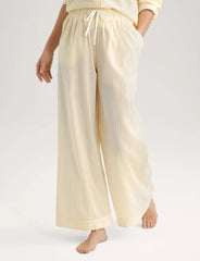 Women's Woven High Rise Pant
