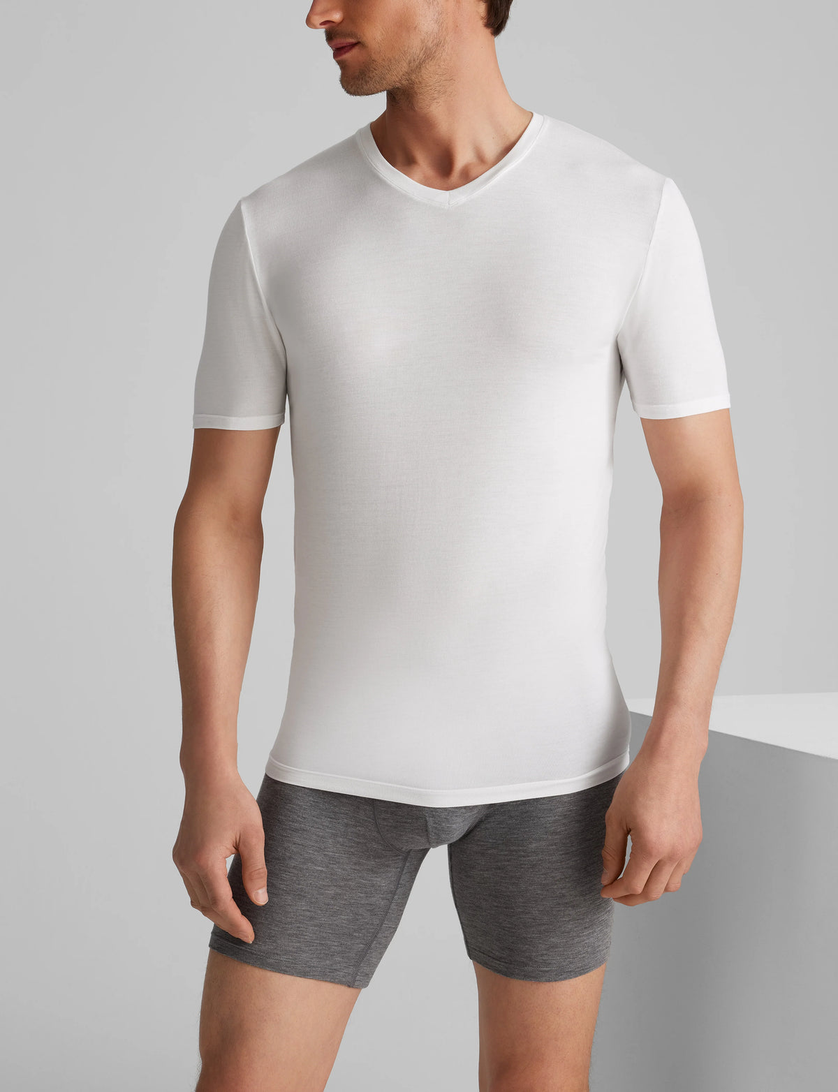Second Skin High V-Neck Stay-Tucked Undershirt